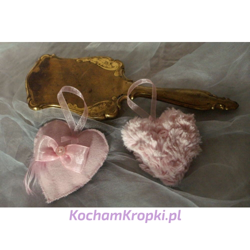 Walentynkowe różowe serca -kochamkropki.pl-walentynki-14lutego
